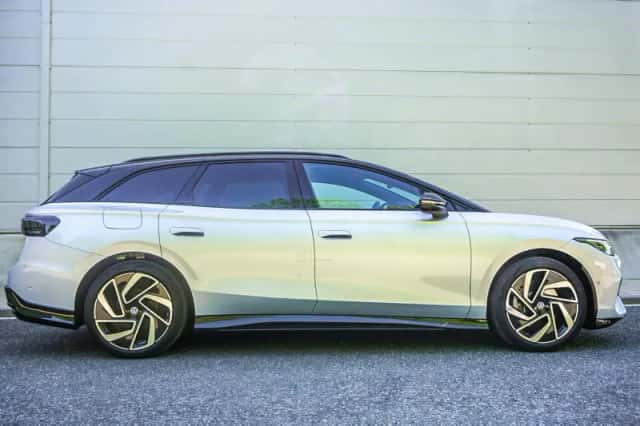 Volkswagen ID.7 (2026) thumbnail 3