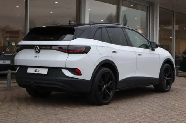 Volkswagen ID.4 (2026) thumbnail 2