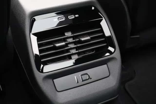 Volkswagen ID.4 (2026) thumbnail 23