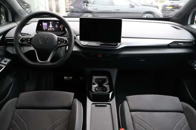Volkswagen ID.4 (2026) thumbnail 5