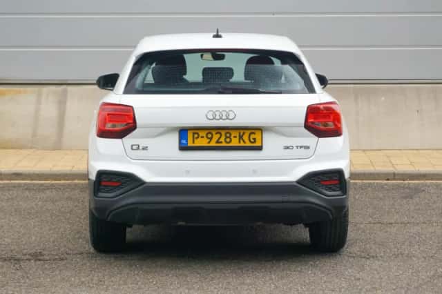 Audi Q2 (2022) thumbnail 11