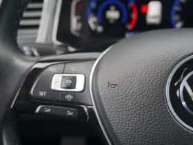 Volkswagen T-Roc (2021) thumbnail 24