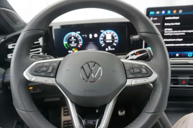 Volkswagen Tiguan (2025) thumbnail 19