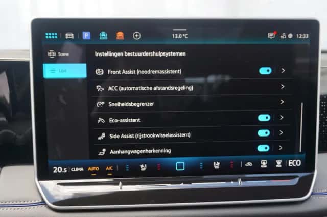 Volkswagen Tiguan (2025) thumbnail 31