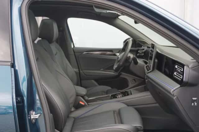 Volkswagen Tiguan (2025) thumbnail 7