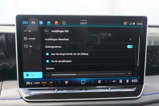 Volkswagen Tiguan (2025) thumbnail 75