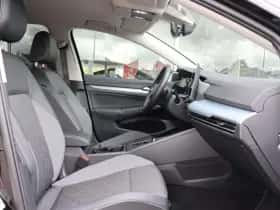 Volkswagen Golf (2025) thumbnail 14