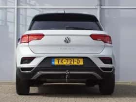 Volkswagen T-Roc (2018) thumbnail 11