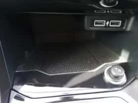 Volkswagen T-Roc (2018) thumbnail 31