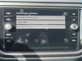 Volkswagen T-Roc (2018) thumbnail 41