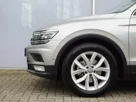 Volkswagen Tiguan (2017) thumbnail 12