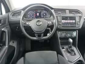 Volkswagen Tiguan (2017) thumbnail 23