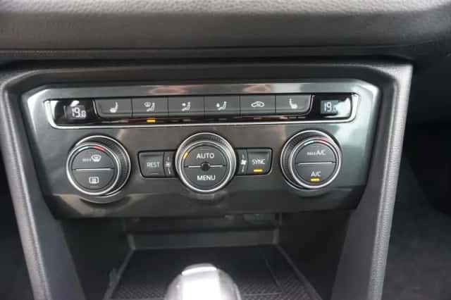 Volkswagen Tiguan (2017) thumbnail 31