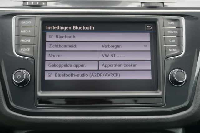 Volkswagen Tiguan (2017) thumbnail 38