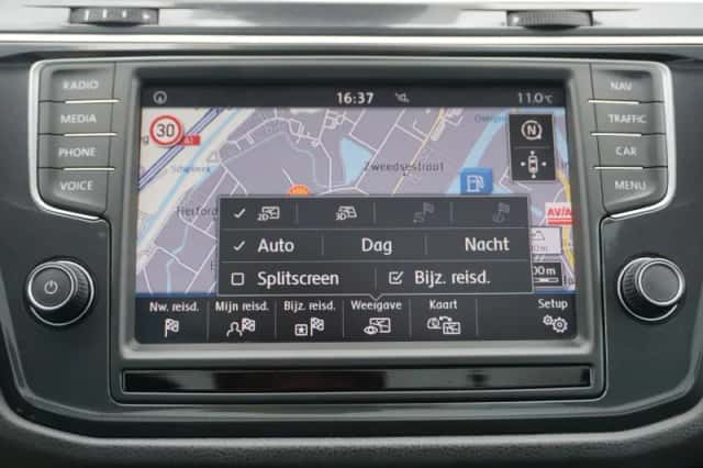 Volkswagen Tiguan (2017) thumbnail 40
