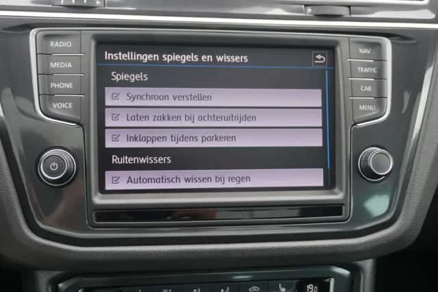 Volkswagen Tiguan (2017) thumbnail 57