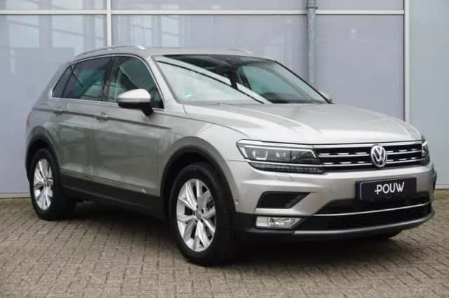 Volkswagen Tiguan (2017) thumbnail 8