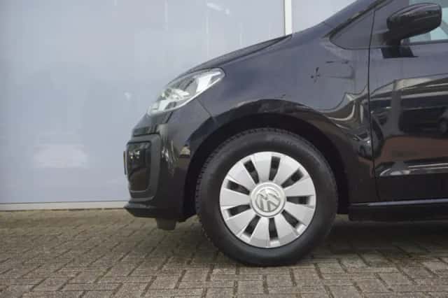 Volkswagen Up! (2018) thumbnail 14