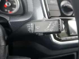 Volkswagen Up! (2018) thumbnail 25