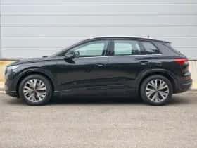 Audi Q4 e-tron (2022) thumbnail 14