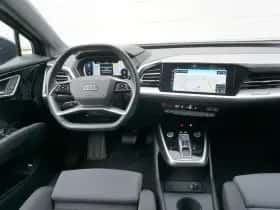 Audi Q4 e-tron (2022) thumbnail 21