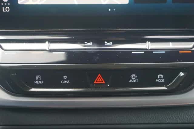 Volkswagen ID.4 (2020) thumbnail 28