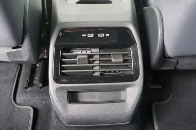 Volkswagen ID.4 (2020) thumbnail 31