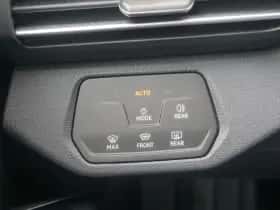 Volkswagen ID.4 (2020) thumbnail 35