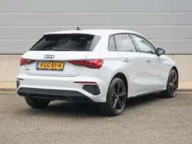 Audi A3 (2023) thumbnail 2