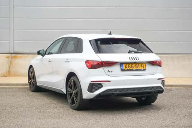 Audi A3 (2023) thumbnail 11