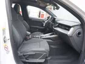 Audi A3 (2023) thumbnail 32