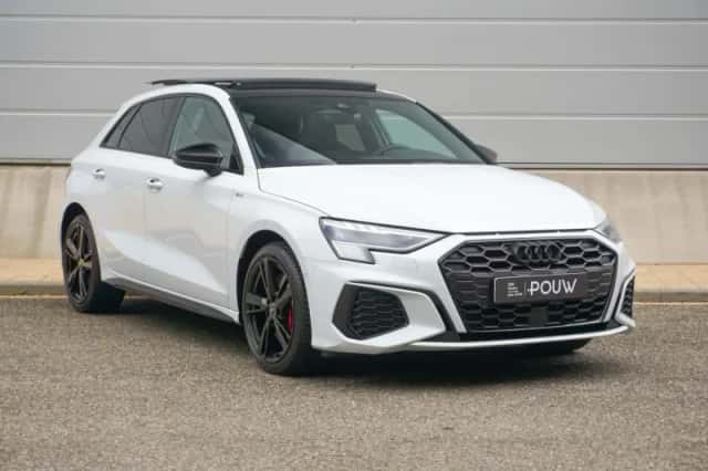 Audi A3 (2023) thumbnail 9