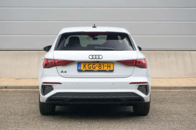 Audi A3 (2023) thumbnail 10