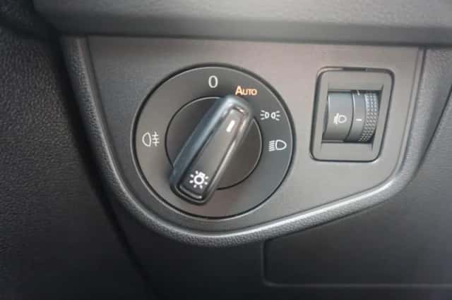 Volkswagen Polo (2022) thumbnail 35