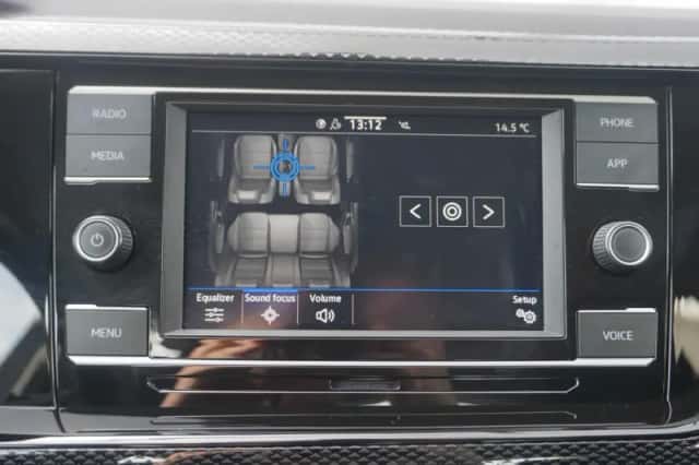 Volkswagen Polo (2022) thumbnail 42