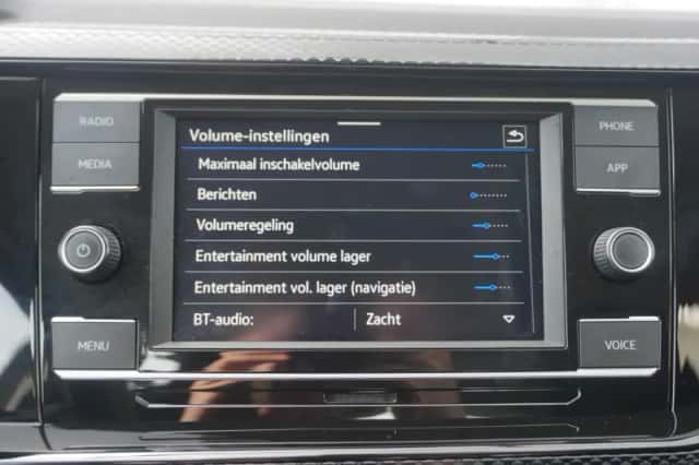 Volkswagen Polo (2022) thumbnail 45