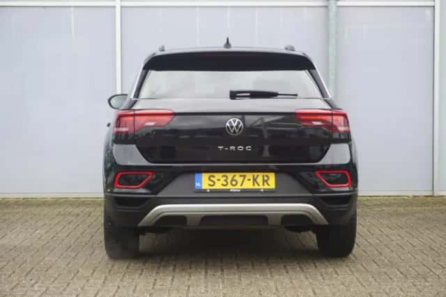 Volkswagen T-Roc (2022) thumbnail 11