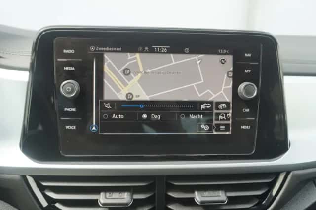 Volkswagen T-Roc (2022) thumbnail 49