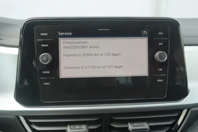 Volkswagen T-Roc (2022) thumbnail 63