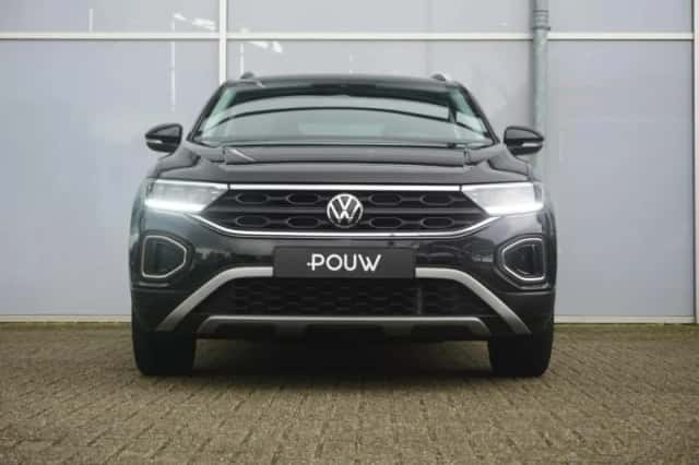 Volkswagen T-Roc (2022) thumbnail 8