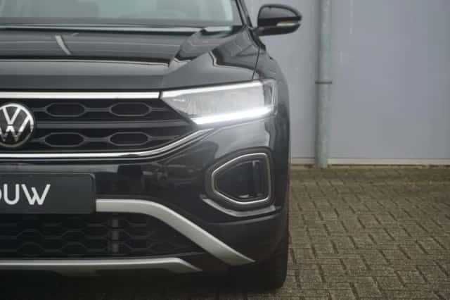 Volkswagen T-Roc (2022) thumbnail 9