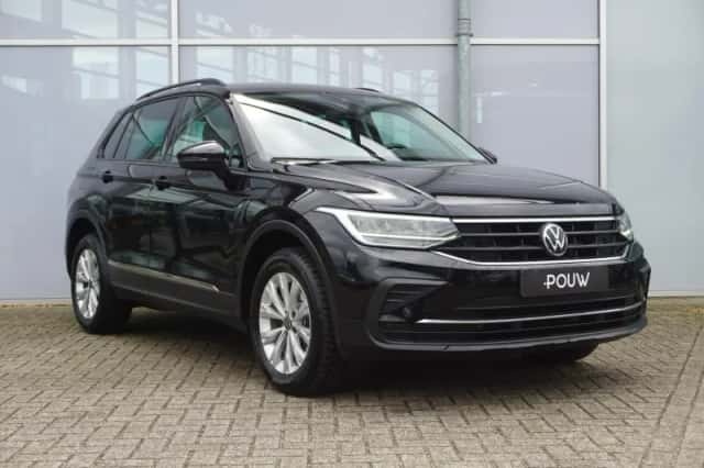 Volkswagen Tiguan (2022) thumbnail 11