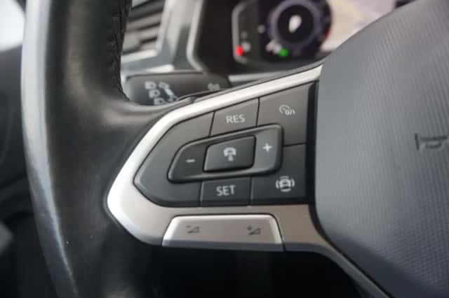 Volkswagen Tiguan (2022) thumbnail 24