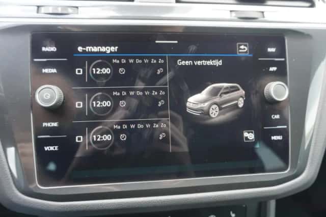 Volkswagen Tiguan (2022) thumbnail 48