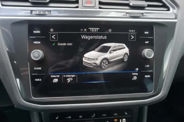 Volkswagen Tiguan (2022) thumbnail 49
