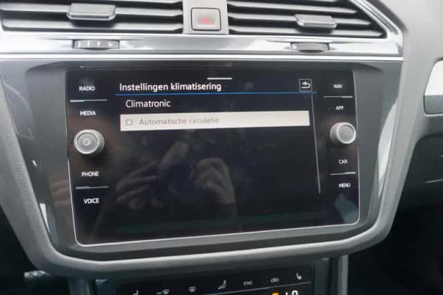 Volkswagen Tiguan (2022) thumbnail 54