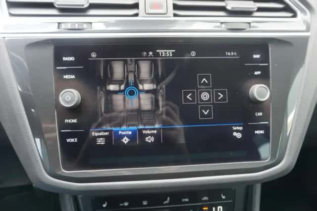 Volkswagen Tiguan (2022) thumbnail 55