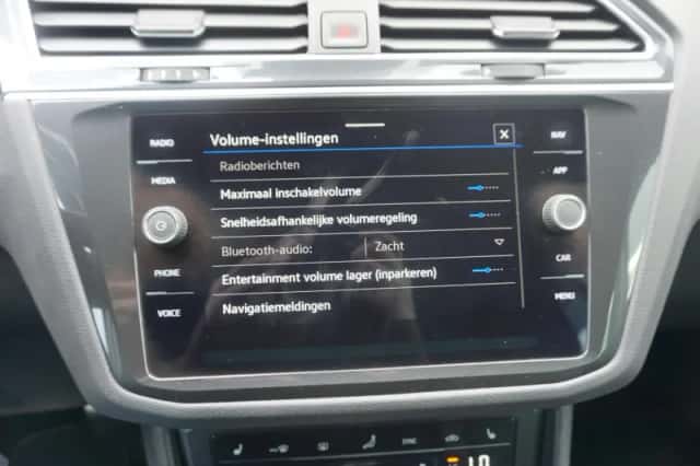 Volkswagen Tiguan (2022) thumbnail 57