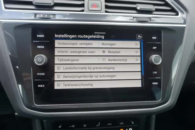 Volkswagen Tiguan (2022) thumbnail 65