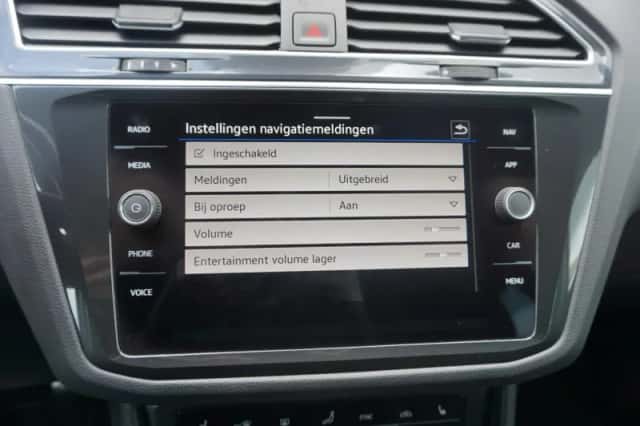 Volkswagen Tiguan (2022) thumbnail 66
